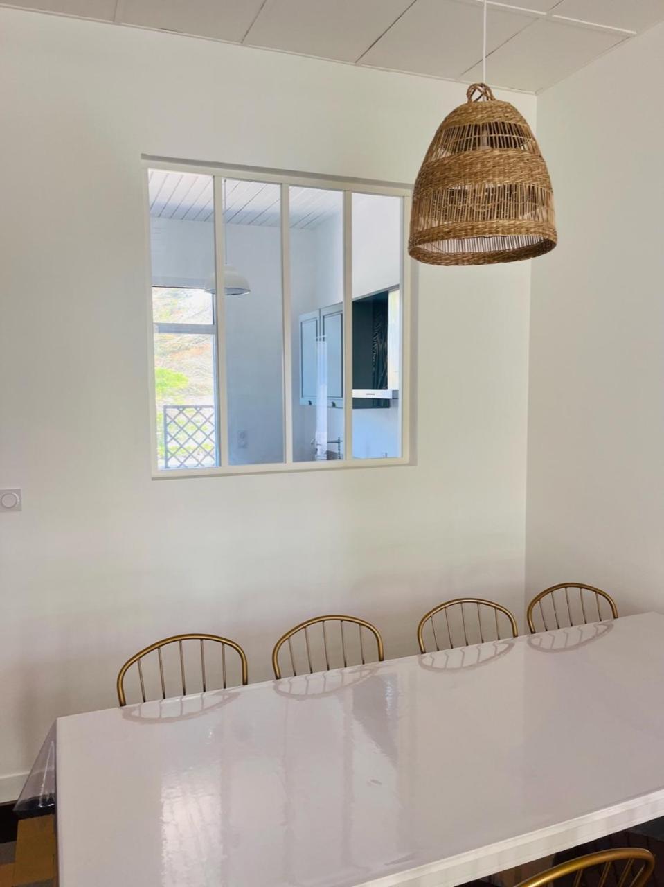 Holiday home Maison Des Annees 1920 - A 150 M De L'ocean Et Proche Des Commodites - 4 Independants *